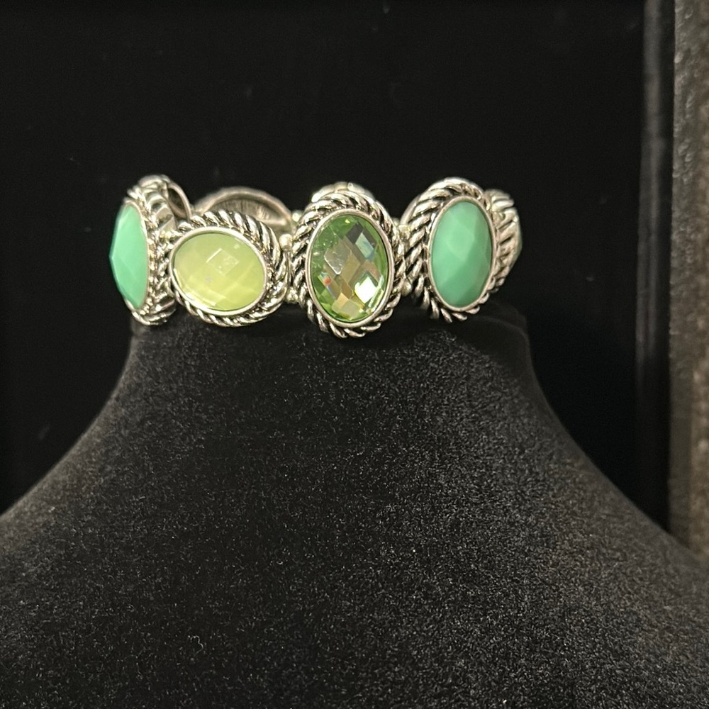 Elegant Silver and Green Bracelet